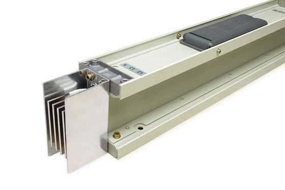 Het Systeem van het Lage Voltagebusway van de aluminiumleider 400V 6300A 50Hz IP54 voor de woon & commercieel bouw/datacentrum